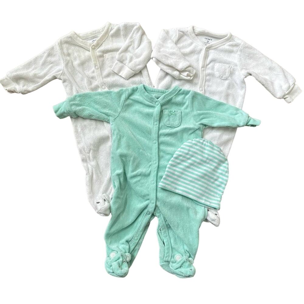 Carter’s terry cloth animal pajama bundle, size 3 months (set of 3 + hat)
